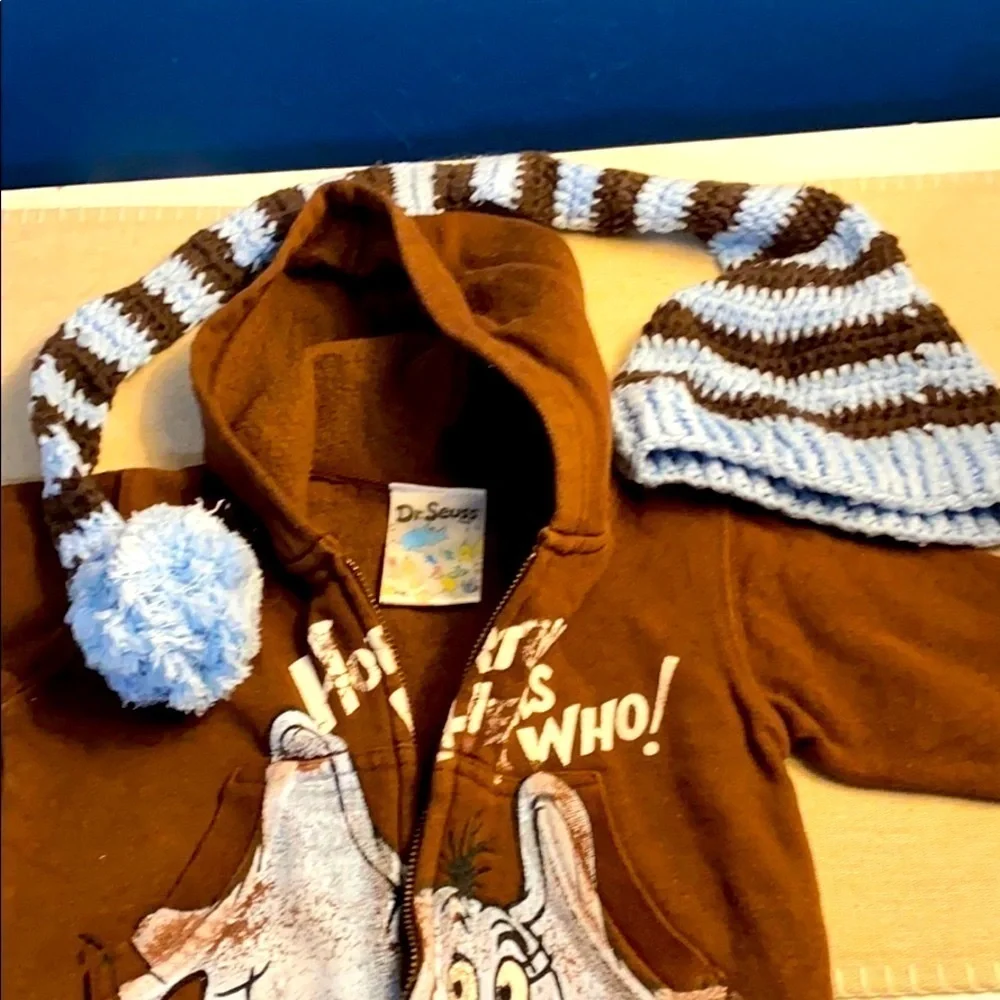 Dr. Seuss Horton Hears a Who! Zipper Jacket & Hat